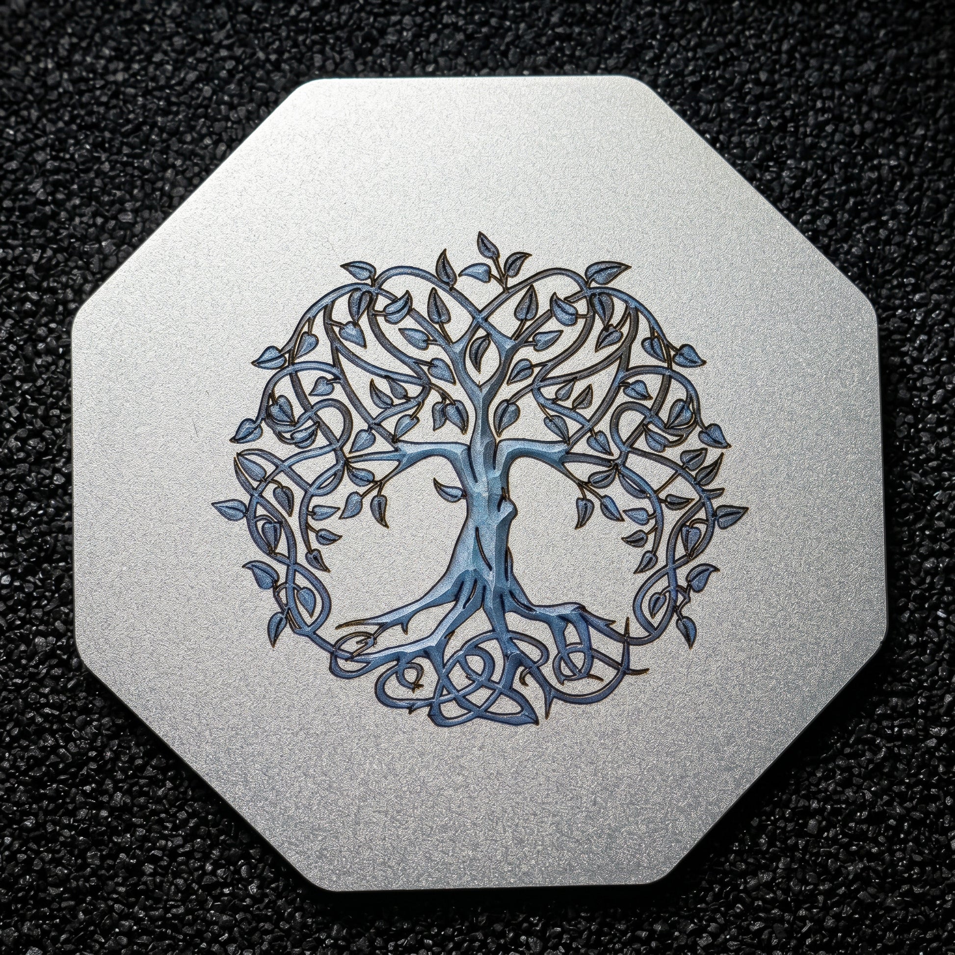 Arbre de Vie ciselé bleu marine Lux-Kimiya Ornement Acier Inoxydable marin, gravé couleur par technologie laser MOPA