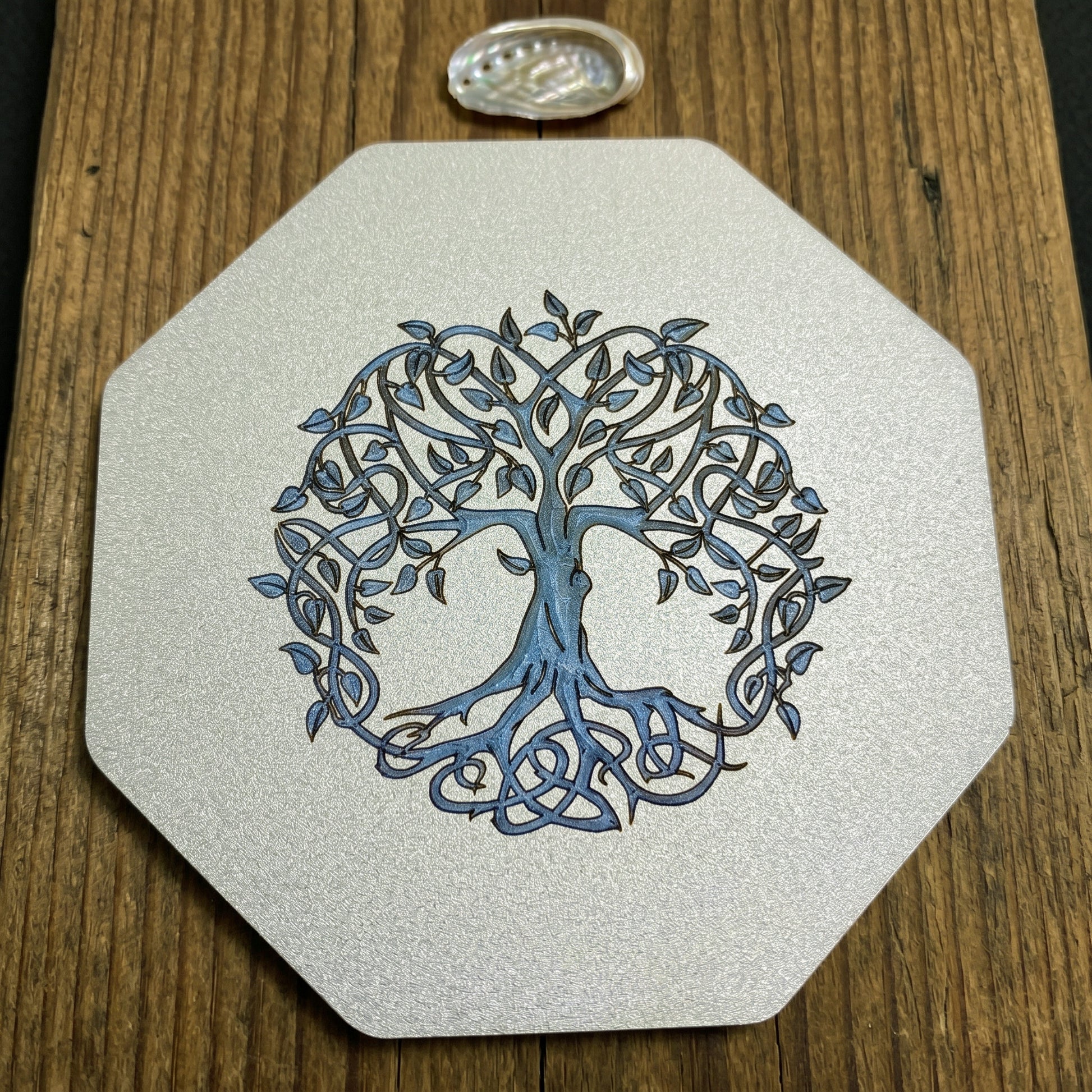 Arbre de Vie ciselé bleu marine Lux-Kimiya Ornement Acier Inoxydable marin, gravé couleur par technologie laser MOPA
