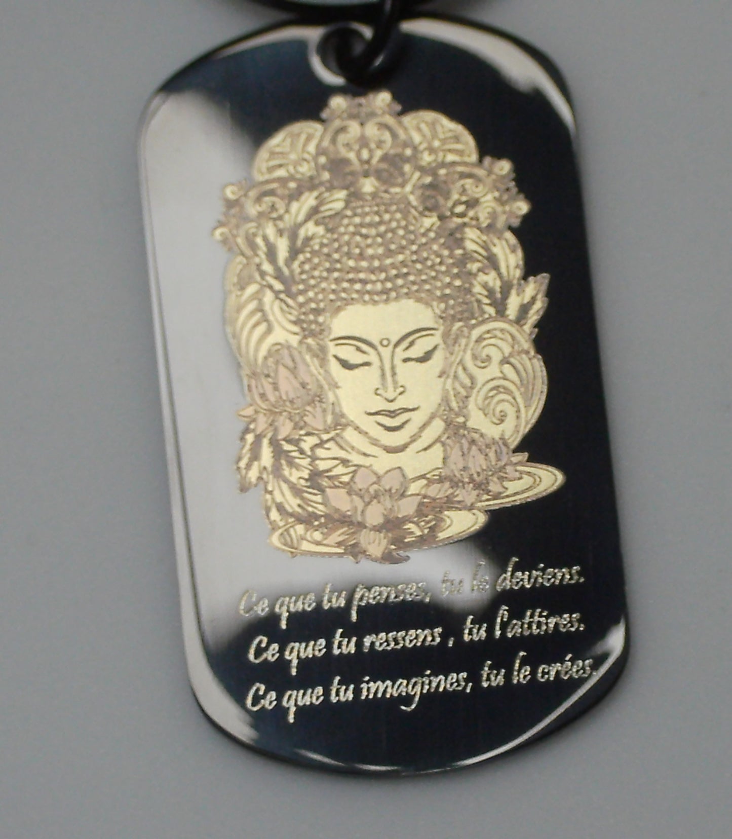 Porte-cles Bijoux de sac noir en acier inoxydable gravé couleur par technologie  laser MOPA 